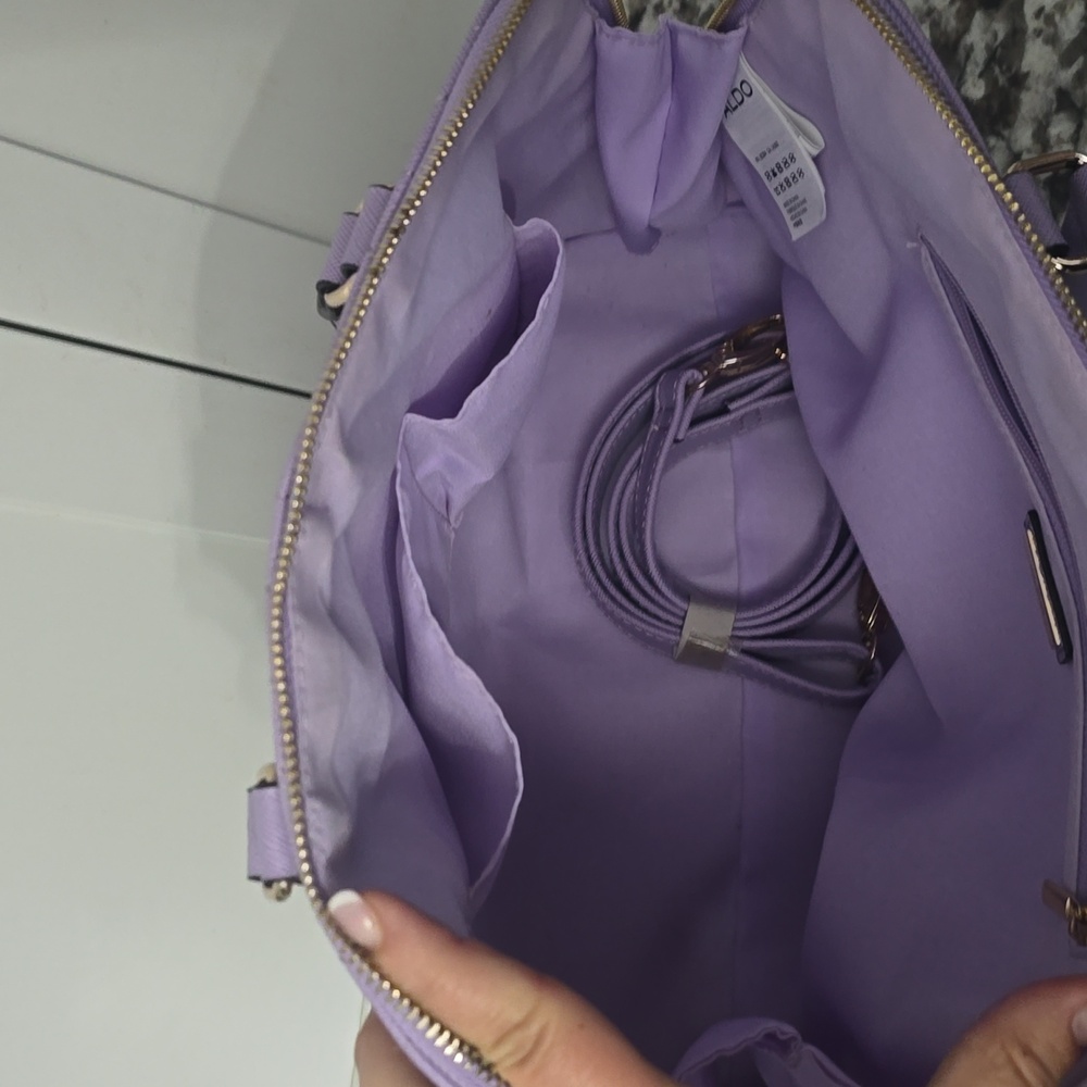 Aldo Lilac Faux Leather Purse. EUC - Picture 4 of 8